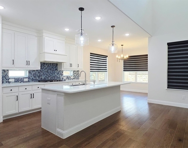 10870 Grayhead Drive - Photo Thumbnail 11