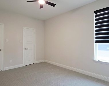 10870 Grayhead Drive - Photo Thumbnail 28