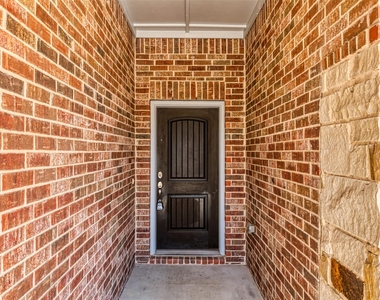 3015 Newsom Ridge Drive - Photo Thumbnail 4