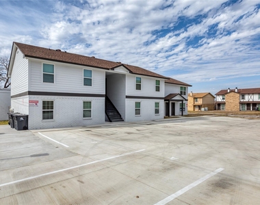 2016 Paisley Drive - Photo Thumbnail 19