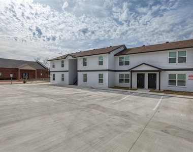 2016 Paisley Drive - Photo Thumbnail 17