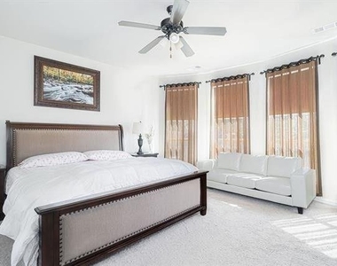 10821 Patton Drive - Photo Thumbnail 7