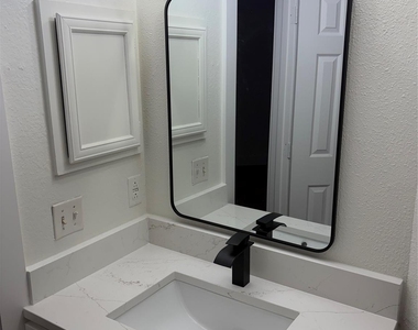 5550 Spring Valley Road - Photo Thumbnail 14