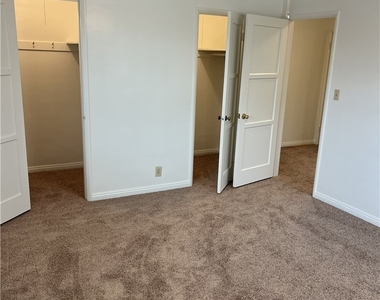 500 N Los Robles Avenue - Photo Thumbnail 7