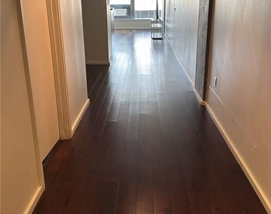 1155 S Grand Avenue - Photo Thumbnail 5