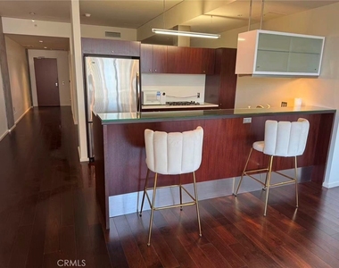 1155 S Grand Avenue - Photo Thumbnail 1