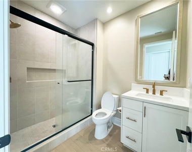 105 Green Rdg - Photo Thumbnail 12