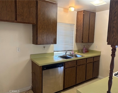 6234 Avenue Juan Diaz - Photo Thumbnail 10