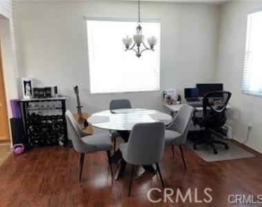 416 Green River Street - Photo Thumbnail 5
