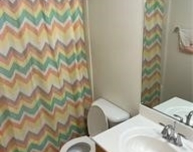 416 Green River Street - Photo Thumbnail 17