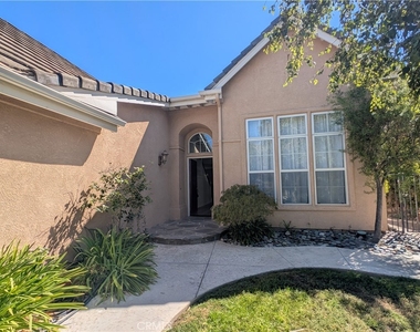 2504 Rutland Place - Photo Thumbnail 1