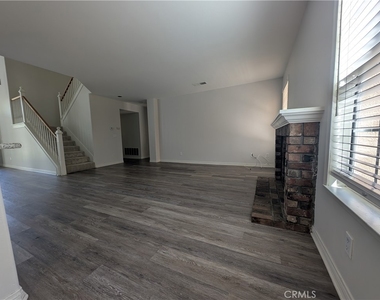 2504 Rutland Place - Photo Thumbnail 7