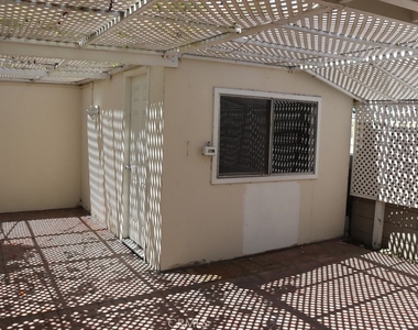 18616 Lassen Street - Photo Thumbnail 26