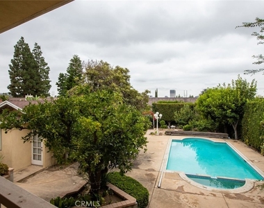 314 W Kenneth Road - Photo Thumbnail 54