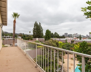 314 W Kenneth Road - Photo Thumbnail 24