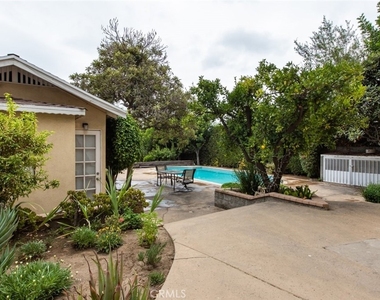 314 W Kenneth Road - Photo Thumbnail 38