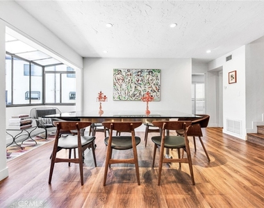 21900 Marylee Street - Photo Thumbnail 3