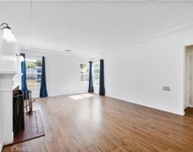 15235 La Maida - Photo Thumbnail 10