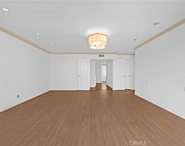 23900 Berdon Street - Photo Thumbnail 20