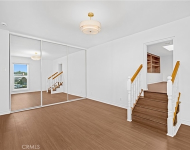 23900 Berdon Street - Photo Thumbnail 28