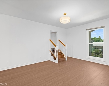 23900 Berdon Street - Photo Thumbnail 27