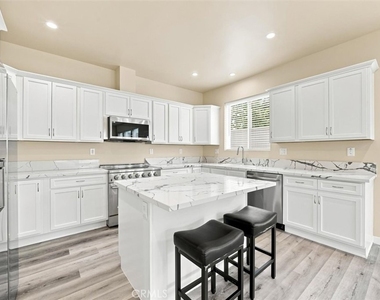 24224 Ocean Avenue - Photo Thumbnail 20