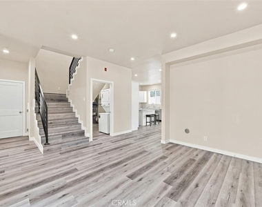 24222 Ocean Avenue - Photo Thumbnail 21