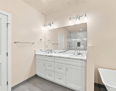24222 Ocean Avenue - Photo Thumbnail 38