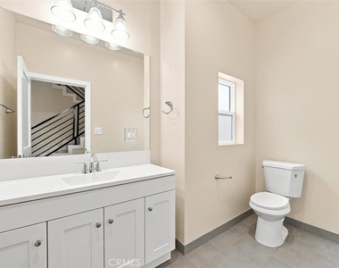 24222 Ocean Avenue - Photo Thumbnail 33