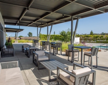 1491 W Vista Way - Photo Thumbnail 23