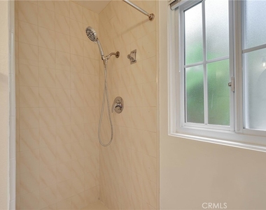 6551 Abbottswood Drive - Photo Thumbnail 21