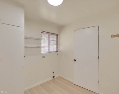 6551 Abbottswood Drive - Photo Thumbnail 30