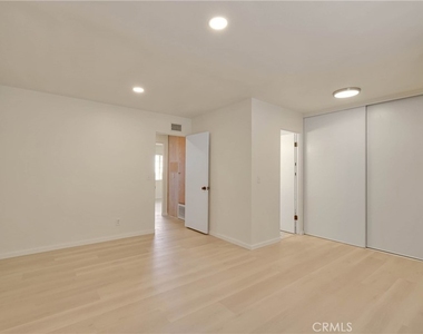 6551 Abbottswood Drive - Photo Thumbnail 19
