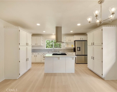 6551 Abbottswood Drive - Photo Thumbnail 10