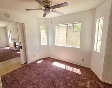980 Oakland Hills Drive - Photo Thumbnail 6
