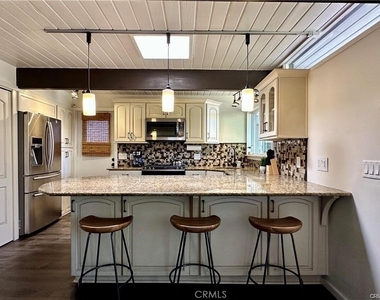 214 Del Gado Road - Photo Thumbnail 6