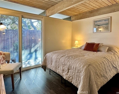 214 Del Gado Road - Photo Thumbnail 14
