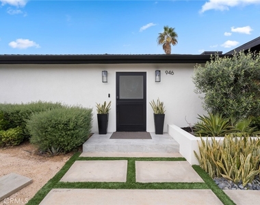 946 Avenida Presidio - Photo Thumbnail 2