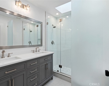 946 Avenida Presidio - Photo Thumbnail 19