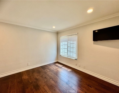 28102 Camellia Court - Photo Thumbnail 14