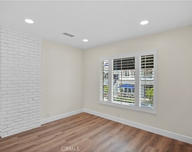 121 Topaz Ave - Photo Thumbnail 16