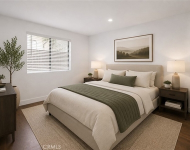 11808 Hamlin Street - Photo Thumbnail 8