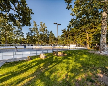 13124 Arborwalk Lane - Photo Thumbnail 26