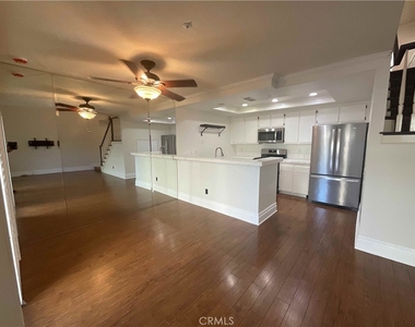 543 Victoria Street - Photo Thumbnail 13