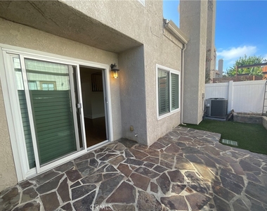 543 Victoria Street - Photo Thumbnail 35