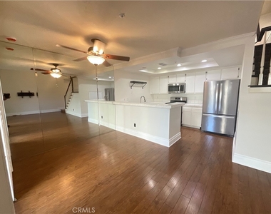543 Victoria Street - Photo Thumbnail 14