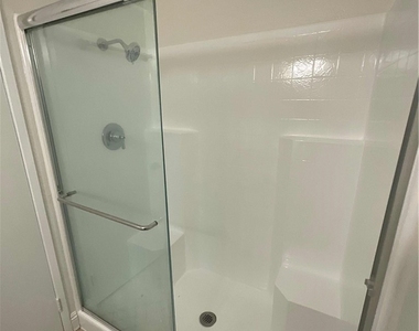 543 Victoria Street - Photo Thumbnail 30