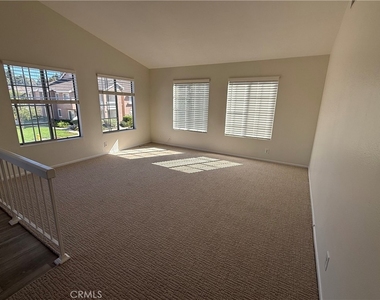 167 Greenfield - Photo Thumbnail 2