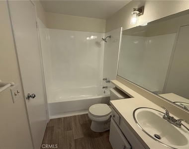 167 Greenfield - Photo Thumbnail 14