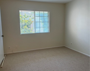 167 Greenfield - Photo Thumbnail 10